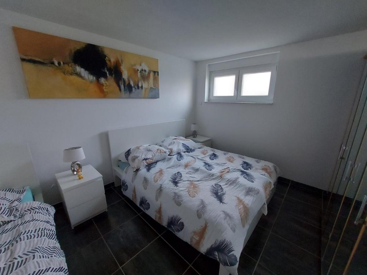 Lovely Appartment With Private Patio And Private Entrance In Luxembourg 60M2 Saeul Luaran gambar